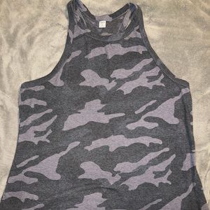Women’s Old Navy Razorback Tank-XXL